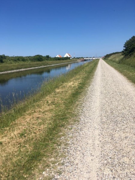 Cykel-/vandresti langs Frederik den 7. Kanal