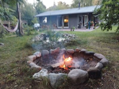 Sommerhus p dejlig naturgrund p Sjllands Odde 250m til kattegat 